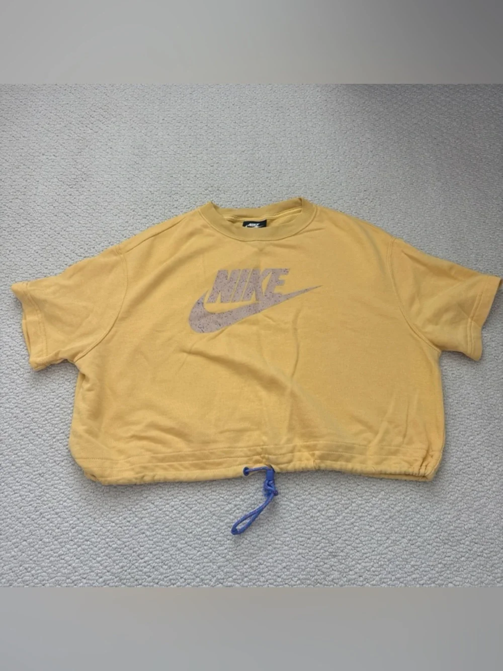 Nike Yellow Crewneck Sweatshirt with Black Logo Tag